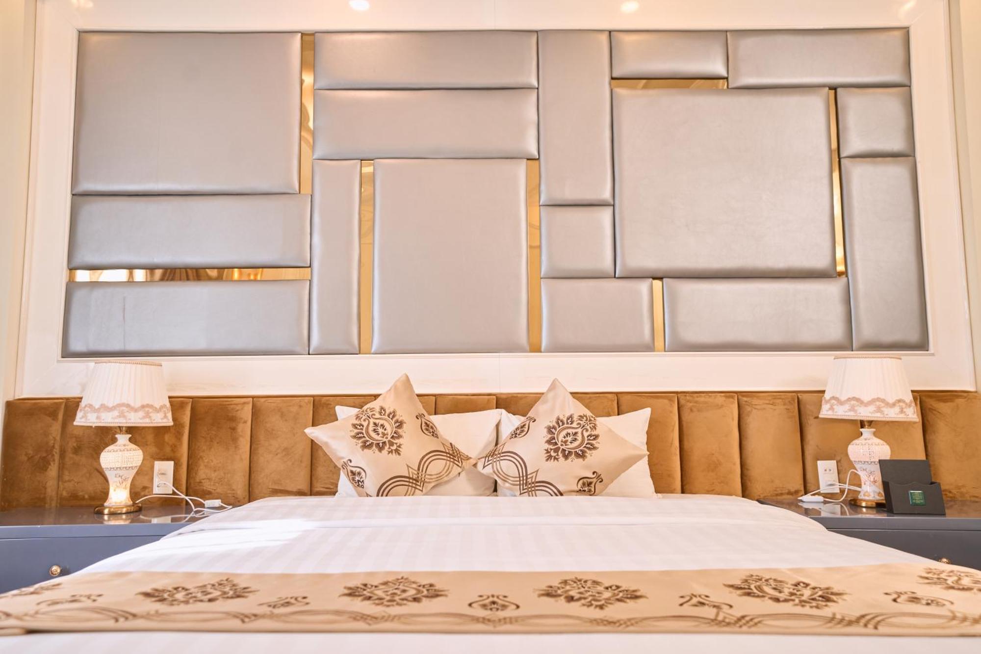 Le Haute Hotel Хайфон Екстер'єр фото
